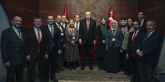Cumhurbaşkanı Erdoğan: Döviz kurlarındaki oynaklığın azalmasından ve istikrarın devamından memnunuz