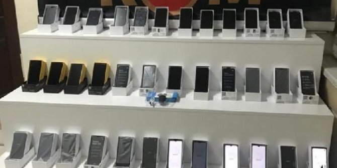 Kayseri merkezli 3 ilde cep telefonu kaçakçılarına operasyon: 11 gözaltı