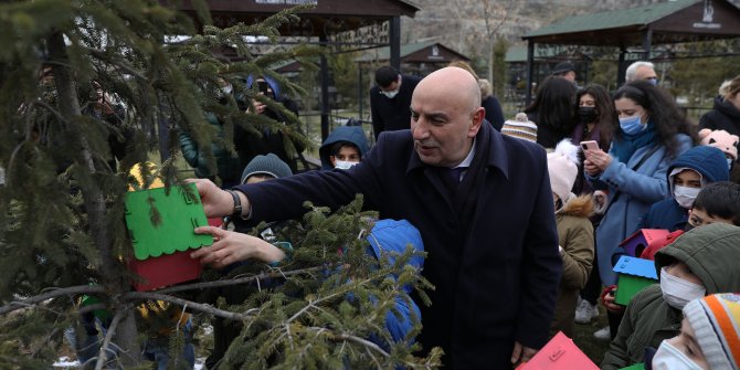 Keçiören'de ‘Kuş Yuvaları Yerleştirme Etkinliği’ düzenlendi