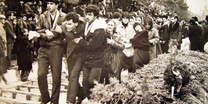 Azerbaycan'ın bağımsızlığının dönüm noktası 'Kanlı Ocak'