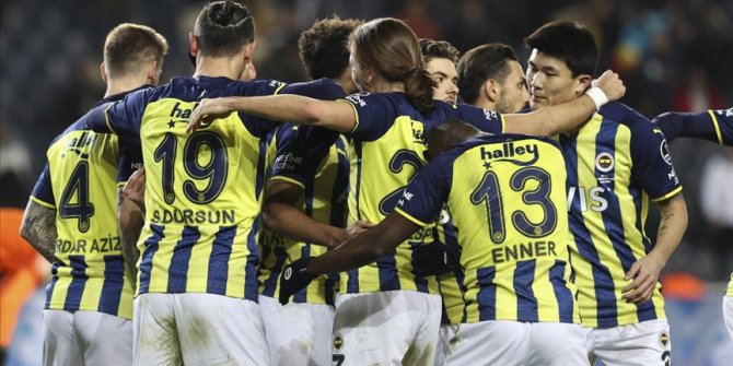 Fenerbahçe'de 2 futbolcunun Kovid-19 testi pozitif çıktı