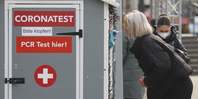 Almanya’da son 24 saatte 140 bin 160 yeni Kovid-19 vakası kaydedildi