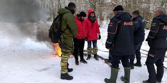 Ormanda kaybolan 4 kişi, 10 saat sonra bulundu
