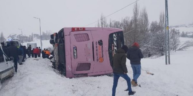 Giresun'da yolcu otobüsü devrildi: 9 yaralı