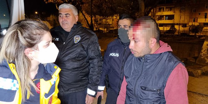 Bıçaklı gaspçı devriye görevinde bulunan polise suç üstü yakalandı