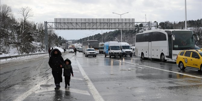 Trakya ve Anadolu'dan İstanbul'a araç girişi başladı