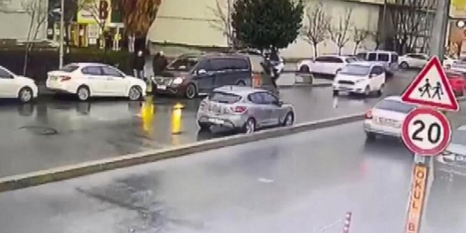 Esenyurt'ta sokak ortasında tabancayla vuruldu