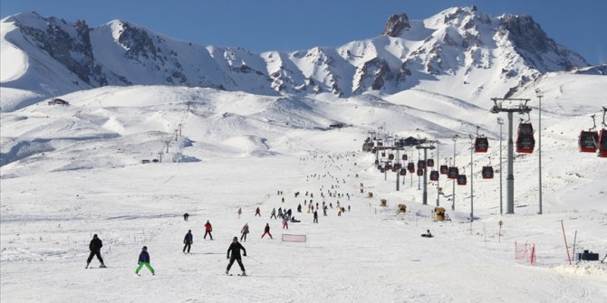 Erciyes, Avrupa'nın en iyi kayak merkezi yarışmasında finale kaldı