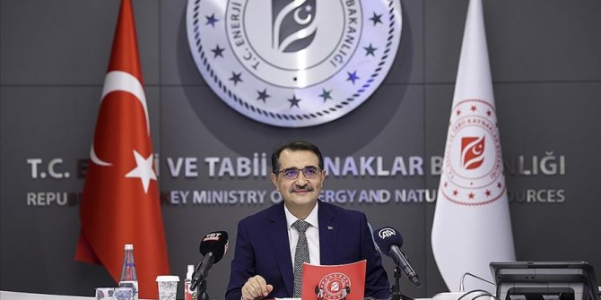 Bakan Dönmez: Sanayi tesislerine elektrik kısıtlaması sona erecek