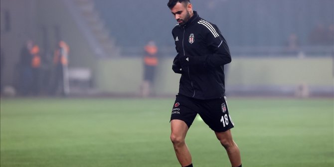 Beşiktaş'ta Ghezzal, sakatlığından dolayı Antalya kampından ayrıldı