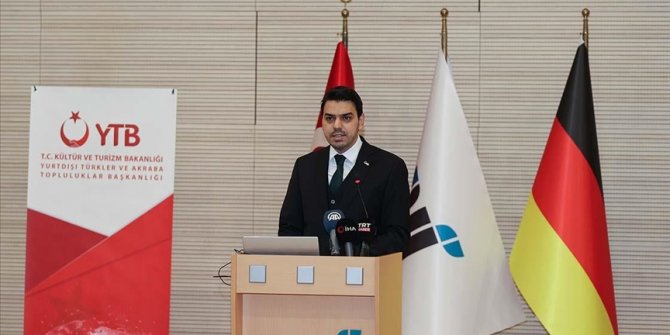 'Almanya'da Türk Varlığının 60 Yılı' başlıklı sempozyumu İstanbul'da düzenlendi