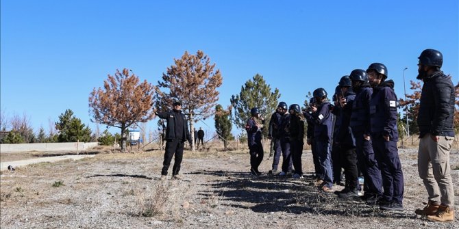 Anadolu Ajansının savaş muhabirliği eğitimi için ön başvurular başlıyor