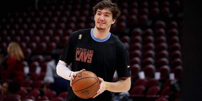 NBA'de Cedi 12 asistle kariyer rekorunu kırdı