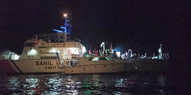 Marmaris'te 23 kaçak göçmen ve 2 organizatör yakalandı