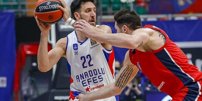 Anadolu Efes, CSKA Moskova'yı 99-97 mağlup etti