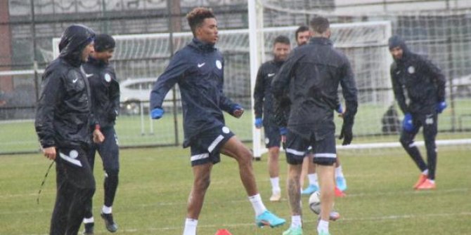 Çaykur Rizespor'da Gedson Fernandes ilk antrenmanına çıktı