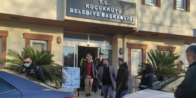 CHP'li belediye başkanı usulsüzlük suçlamasıyla gözaltına alındı