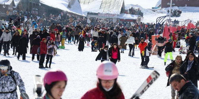 Erciyes sezonu rekorlar açtı