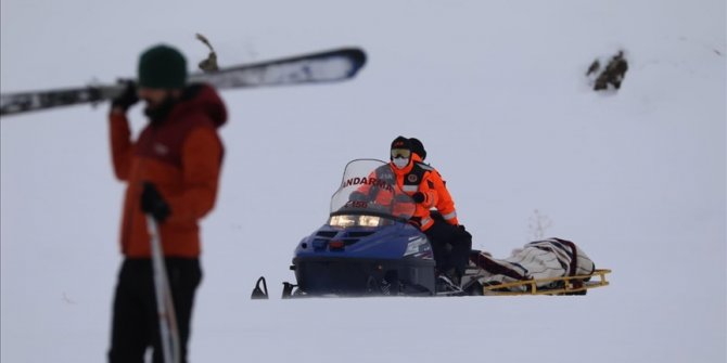JAK timleri Hesarek Kayak Merkezi'nde huzur ve güvenliği sağlıyor