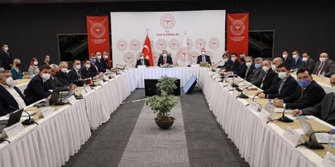 Bakan Koca: İstanbul'da günlük vakalar 20 binin altına indi