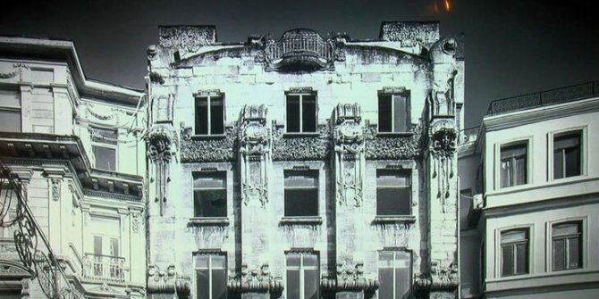 Botter Apartmanı'nın restorasyon çalışmaları başladı