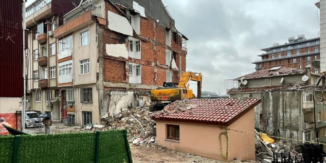 Üsküdar'daki patlamanın ardından 5 yapı tahliye edildi