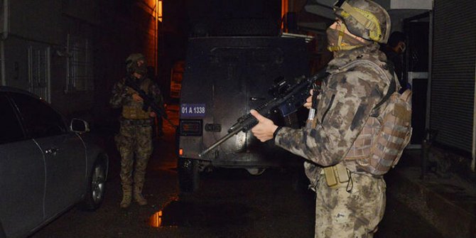 Adana'da DEAŞ operasyonu: 6 gözaltı