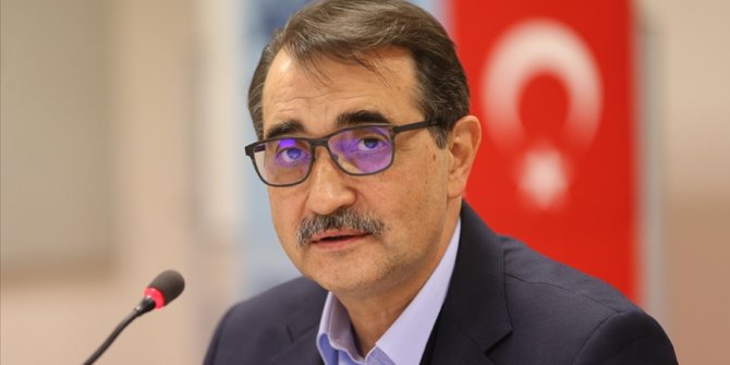 Bakan Dönmez: Elektrik tarifesinde indirim talepleri değerlendiriliyor