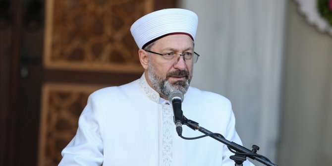 Diyanet İşleri Başkanı Erbaş: Dinen haram olan sigarayı bırakalım