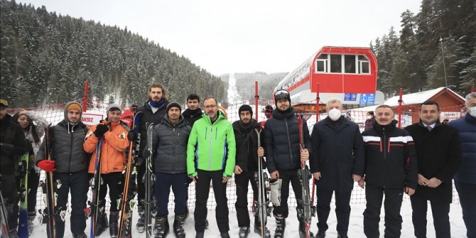 Gençlik ve Spor Bakanı Kasapoğlu: Türkiye kış sporlarında da anlamlı bir seviyeye geldi