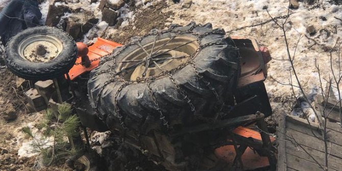 Bolu'da traktör, dere yatağına devrildi: 1 ölü, 1 yaralı