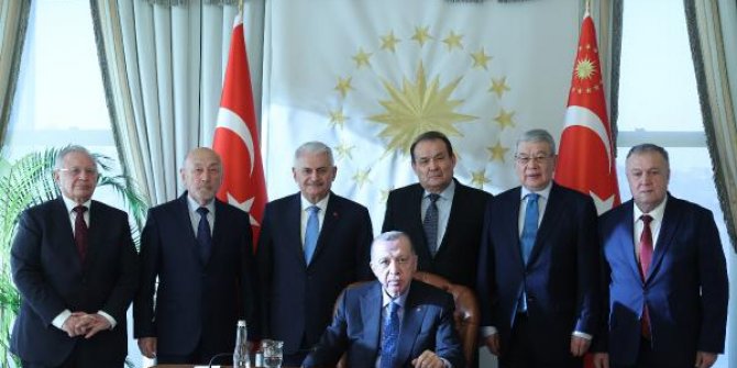 Cumhurbaşkanı Erdoğan Aksakallar Heyeti'ni kabul etti