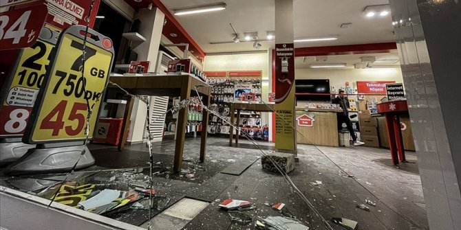 Bursa'da 14 saniyede 100 bin liralık cep telefonu hırsızlığı