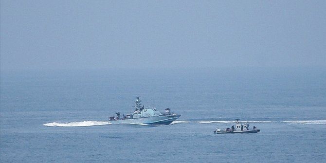 İsrail Gazze açıklarında 7 Filistinli balıkçıyı gözaltına aldı
