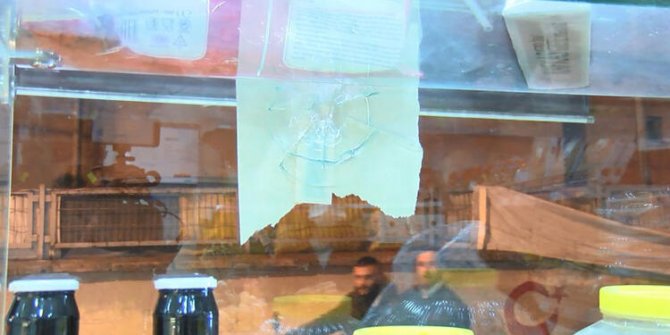 Eyüpsultan'da motosikletli saldırganlar yufkacıyı ve kahvehaneyi kurşunladı