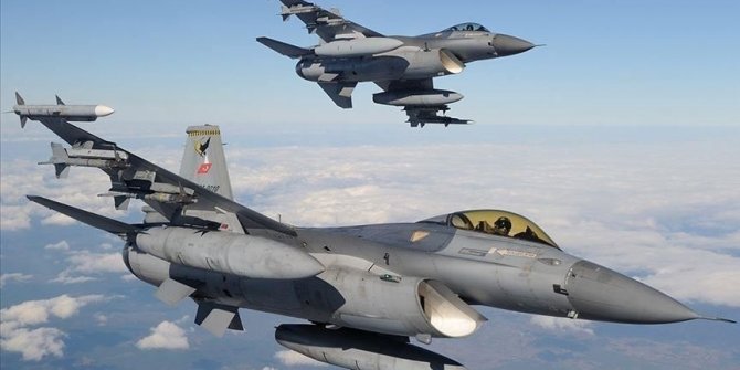 Bob Menendez'den Türkiye'ye F-16 tehdidi