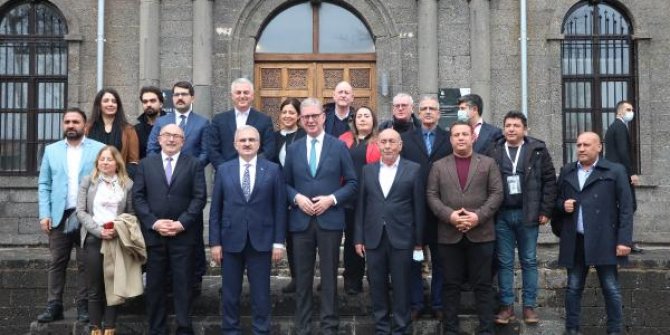 Alman turizmciler, kültür turizmi için Diyarbakır'da