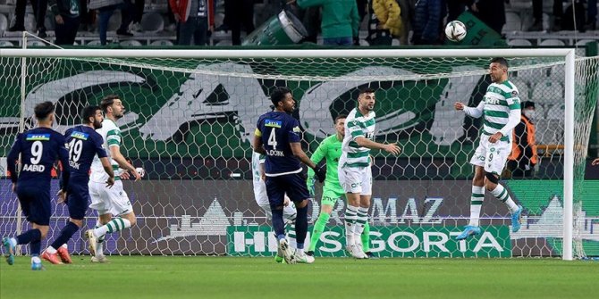 Konya'da 4-4'lük beraberlik