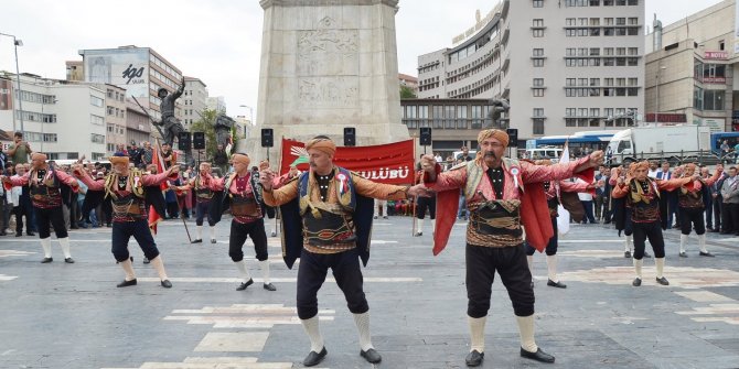 Seymenlik geleneğini 42 yıldır yaşatıyor