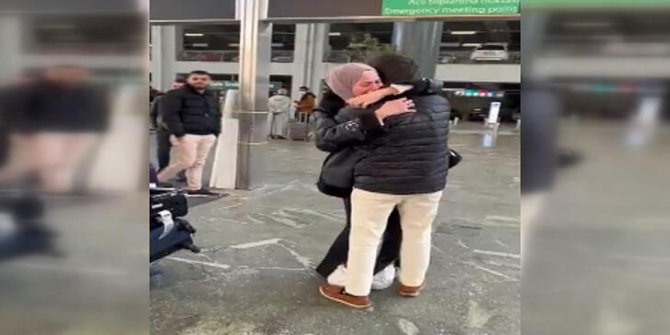 Suriyeli kardeşler 6 yıl sonra İstanbul Havalimanı'da buluştu