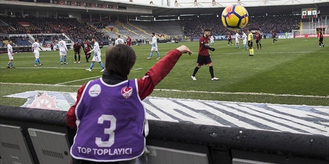 Arda Güler'in 'ikibuçukluktan' Fenerbahçe'ye futbol hikayesi