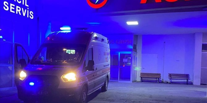 Ege'de Türk balıkçı teknelerine Yunanistan unsurlarınca açılan ateş sonucu 1 kişi yaralandı