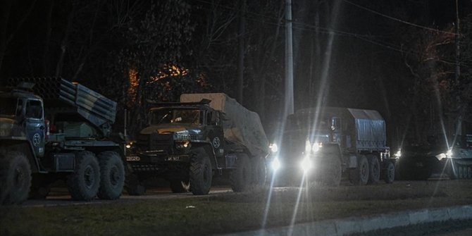 Ukrayna ordusu, Kiev’deki Gostomel askeri havaalanının kontrolünü elinde tutuyor