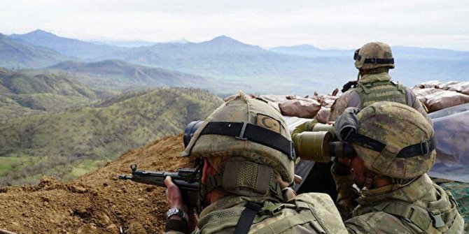 MSB: 12 PKK/YPG'li terörist etkisiz hale getirildi