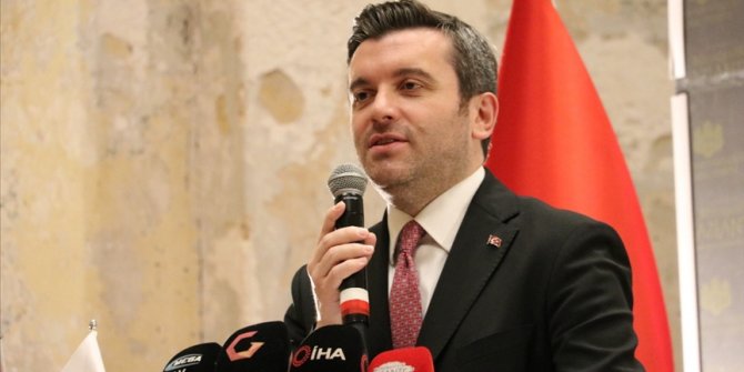 Dışişleri Bakan Yardımcısı Kıran'dan Ukrayna'daki Türk vatandaşlara duyuru