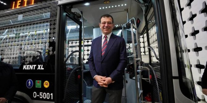 İmamoğlu yeni metrobüs aracını test etti