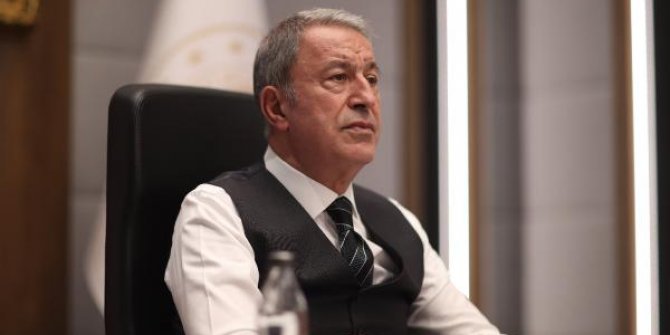 Bakan Akar'dan komutanlarla toplantı