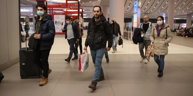 Ukrayna'dan 8 bin 50 Türk vatandaşı tahliye edildi