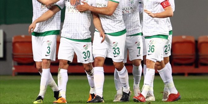 Süper Lig şampiyonu Bursaspor alt ligde eski günlerini arıyor