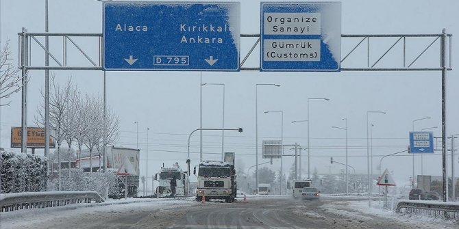 Çorum, Kastamonu, Çankırı, Amasya ve Sinop'ta kar etkili oluyor